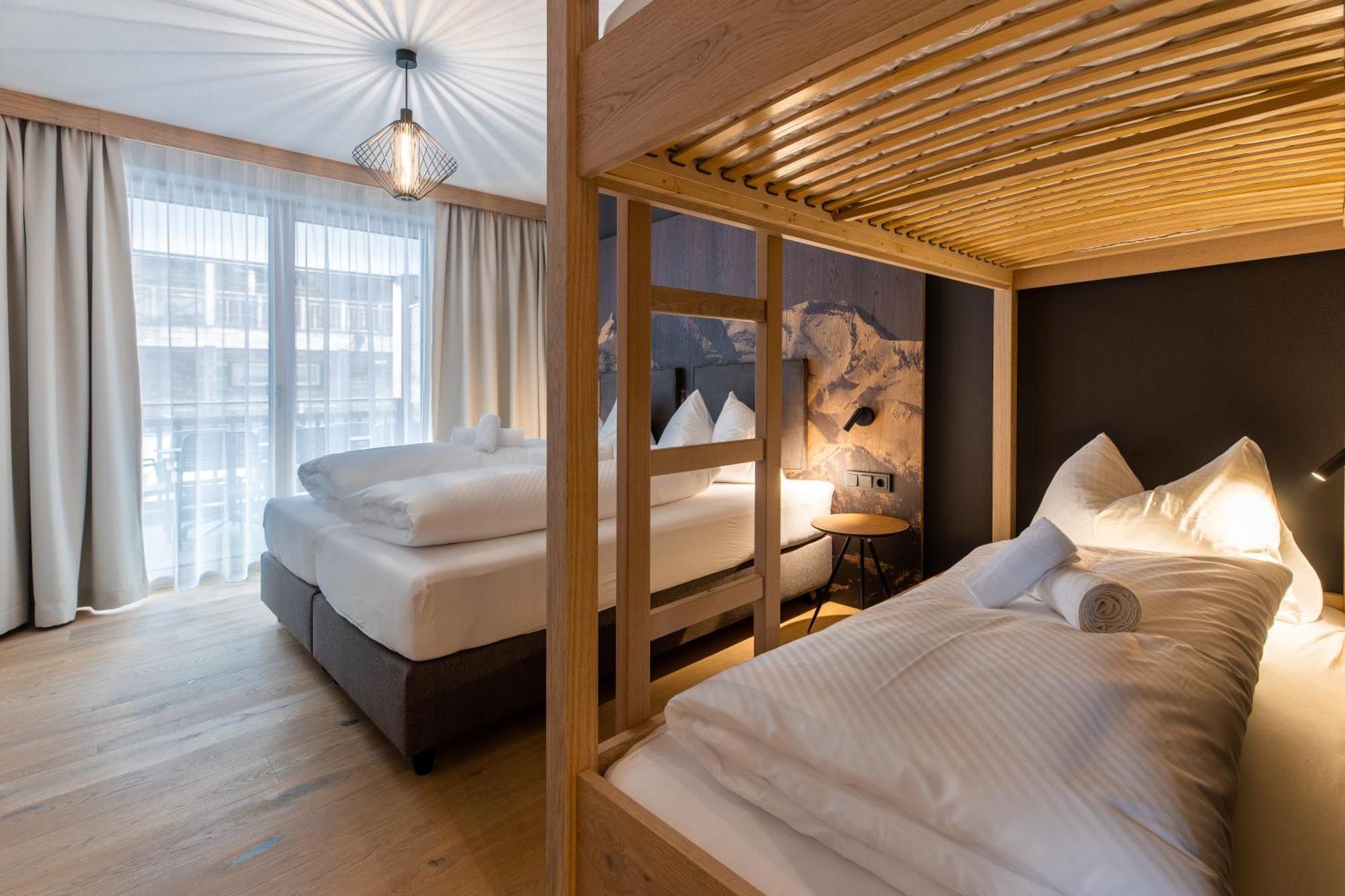 Wildkogel Resorts - Das Neukirchen Neukirchen am Großvenediger Szoba fotó